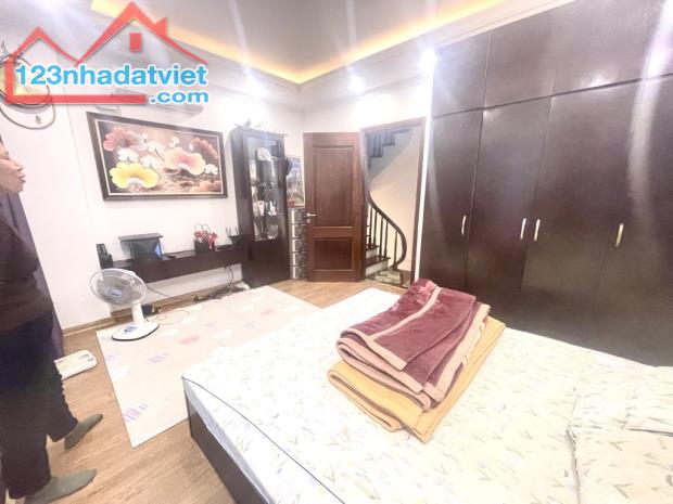 Nhà đẹp Thịnh Quang tiện ích bạt ngàn - 2
