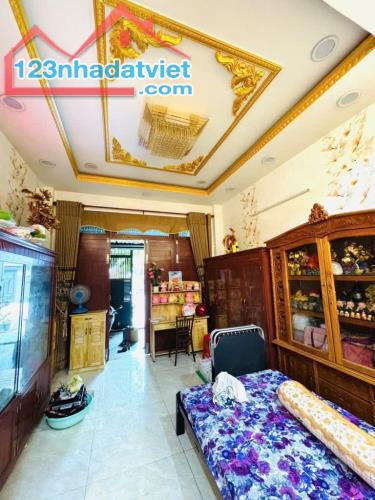 GIẢM 1 TỶ - MẶT TIỀN KHU VIP TÊN LỬA - 80M2 - 4 TẦNG BTCT - SỔ VUÔNG VỨC - CHỈ 10.3 TỶ - 3