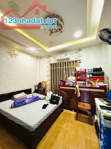 GIẢM 1 TỶ - MẶT TIỀN KHU VIP TÊN LỬA - 80M2 - 4 TẦNG BTCT - SỔ VUÔNG VỨC - CHỈ 10.3 TỶ - 5