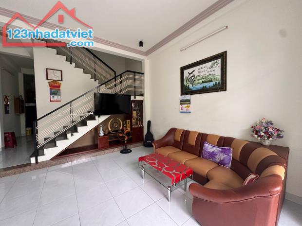 BÁN NHÀ 2 TẦNG NAM VIỆT Á GIÁ ĐẦU TƯ