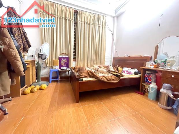 Bán nhà Bùi Xương Trạch, Thanh Xuân, nhà đẹp 5 tầng, 2 mặt thoáng, cực gần ô tô - 2