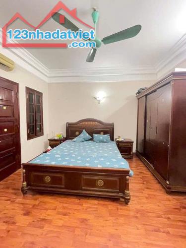 Chính chủ nhờ bán nhà phố Nguyễn Khánh Toàn, thông ra Nguyễn Văn Huyên, Hoàng Quốc Việt, - 2