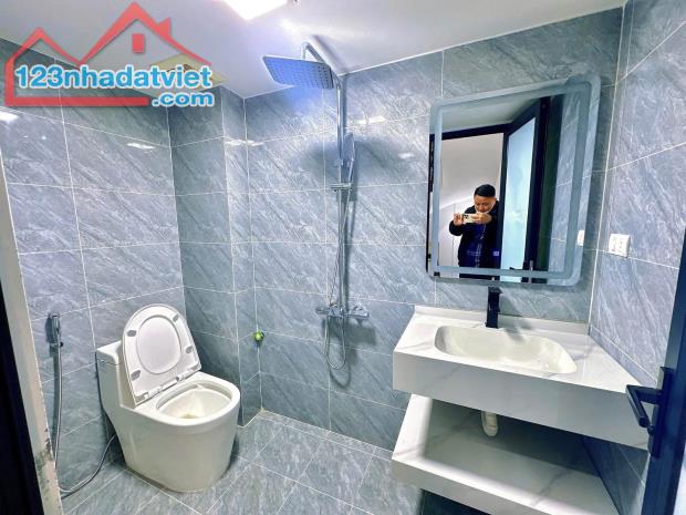 47m2+4T Giá Rẻ Giật Mình Ngõ Rộng Thoáng Phố Cầu Giấy chỉ 9.6Tỷ - 2