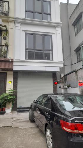 Nhà Vĩnh Hưng lô góc ô tô tải đỗ cửa vào nhà kinh doanh 5 tầng nhỉnh 6 tỷ
