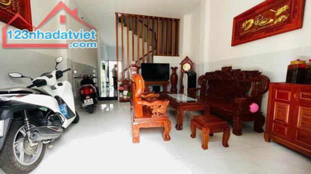 💥💥Mặt tiền Khu Phân Lô Thạnh Xuân 25,P Thạnh Xuân,Q12.Nhà 4Tầng,(4.5x12) 6.3tỷ💥💥