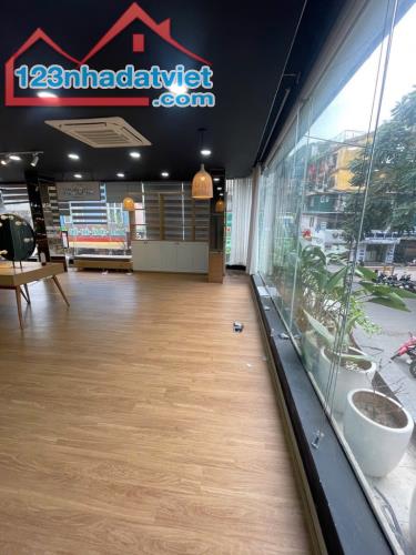 Mặt phố Lạc Long Quân - 7 tầng TM - 52m chỉ 27 tỷ - 1