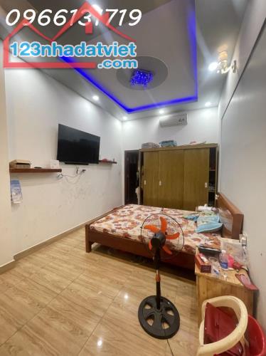 Mặt tiền Xuân Thới Thượng 32, Xuân Thới Thượng, Hóc Môn, 184m2, tròn 13 tỷ TL. - 3