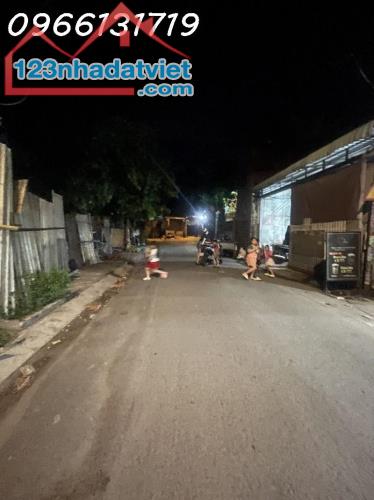Mặt tiền Xuân Thới Thượng 32, Xuân Thới Thượng, Hóc Môn, 184m2, tròn 13 tỷ TL. - 4