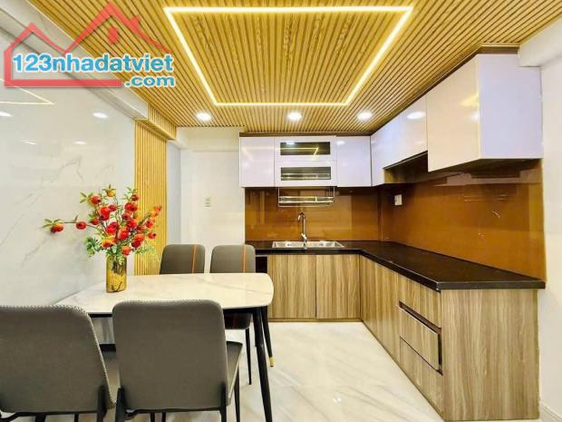 🔥🔥Nhà Đẹp, Hẻm 4m Thông-3 Căn Ra Mặt Tiền Nguyễn Biểu Q5, 25m-4Tầng,5.89Tỷ - 2