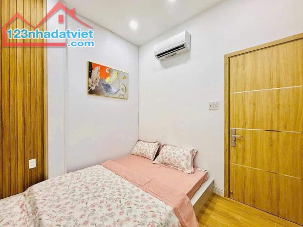 🔥🔥Nhà Đẹp, Hẻm 4m Thông-3 Căn Ra Mặt Tiền Nguyễn Biểu Q5, 25m-4Tầng,5.89Tỷ - 3