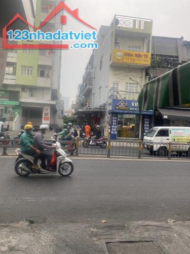 🔥🔥Nhà Đẹp, Hẻm 4m Thông-3 Căn Ra Mặt Tiền Nguyễn Biểu Q5, 25m-4Tầng,5.89Tỷ - 5