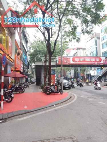 HẠ 1 TỶ CẦN BÁN  GÂP,DUY NHẤT CĂN PHÂN LÔ ,THÁI HÀ,KINH DOANH KẾT HỢP Ở ,NHỈNH 18 TỶ NHÀ