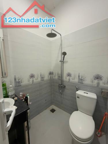 KHU PHAN XÍCH LONG, GẦN HẺM XE HƠI 55M2, 4 TẦNG BTCT, 4 PHÒNG NGỦ CHỈ NHỈNH 6 TỶ - 3