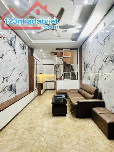 Bán nhà 42m 6 tầng thang máy 7.9 tỷ cạnh Resco đối diện CV Hoà Bình tại Cổ Nhuế. Hà Nội - 1