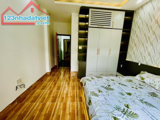 Nhà 4 tầng Full nội thất KDC Golden City 2 Tô Ngọc Vân - đường 12m - 4PN - chỉ 5.xx tỷ - 3