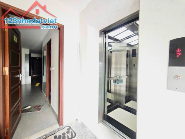 BÁN NHÀ NGUYỄN VĂN HUYÊN, CẦU GIẤY - 5 TẦNG 60M2 - NGÕ OTO - GIÁ 17.5 TỶ - 1