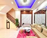 Hiếm! Ô Tô Đỗ Cửa, Ngõ Đình Đông, Lô Góc 3 Thoáng, 32m2 Chỉ Nhỉnh 6 Tỷ