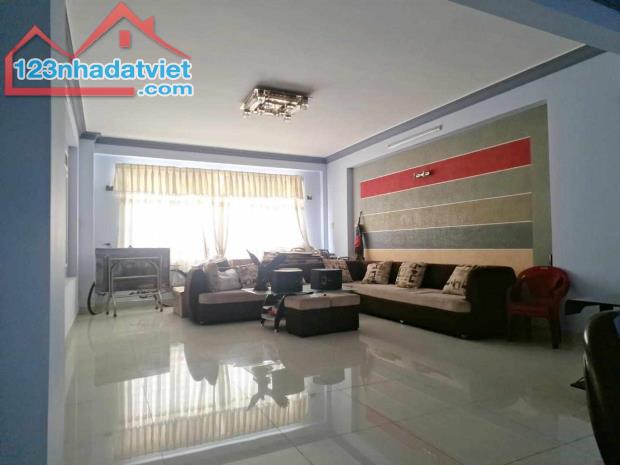 Nhà Đẹp Q7 Mặt Tiền Khu Dân Cư Phú Mỹ  440M Ngang 5m 4PN - 1