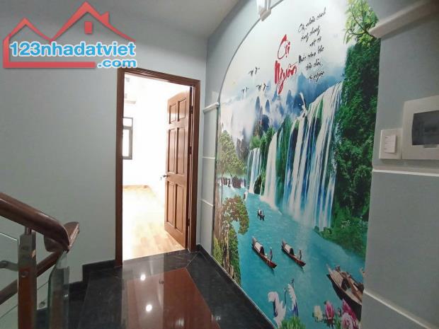 BÁN NHÀ MẶT PHỐ BÌNH HƯNG HÒA B, BÌNH TÂN - 5.7 TỶ - 72M2 - 3 TẦNG - 4PN - 5WC - 1