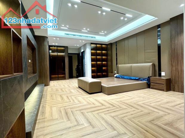 BÁN NHÀ NGUYỄN VĂN CỪ 56M2, 6 TẦNG , THANG MÁY , GARA Ô TÔ - GIÁ 15.5 TỶ - 1