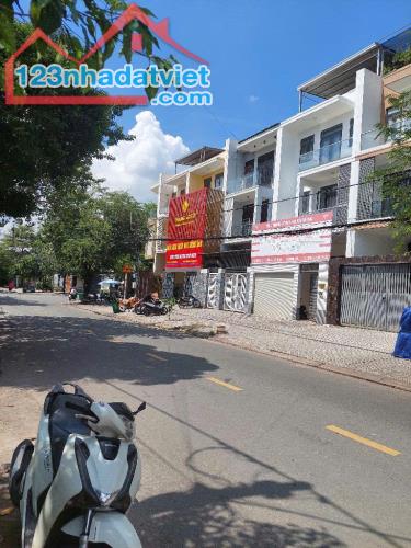 Bán nhà mặt tiền đường số 12, Tam Bình, đang cho thuê 17tr, 150m2 giá 13,5 tỷ - 1