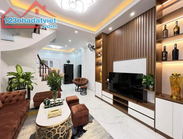 BÁN NHÀ ĐẸP THỤY PHƯƠNG - BẮC TỪ LIÊM - DT48M2 - 5 TẦNG - GIÁ 7 TỶ - ĐẺ Ở . KINH DOANH - - 1