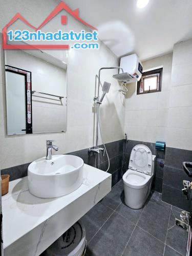 BÁN NHÀ ĐẸP THỤY PHƯƠNG - BẮC TỪ LIÊM - DT48M2 - 5 TẦNG - GIÁ 7 TỶ - ĐẺ Ở . KINH DOANH - - 3
