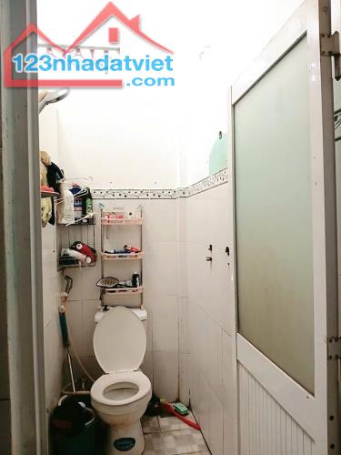 CẦN BÁN GẤP - MẶT TIỀN XE HƠI NÉ 5.8 TỶ - 109M2 NGANG 6M - KHU DÂN DÂN TRÍ CAO - 100M - 4