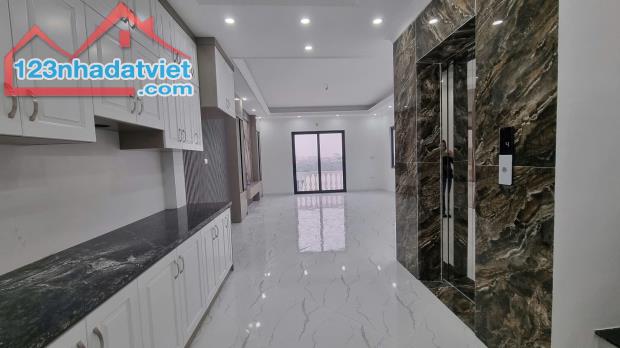 SIÊU PHẨM BÁT KHỐI – 6 TẦNG – GARA OTO – THANG MÁY – 52M² – 9.3 TỶ! - 1