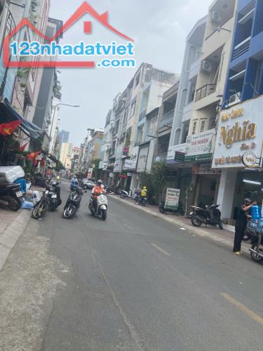 BÁN NHÀ MẶT TIỀN BÀN CỜ, P3, Q3.DT;3,2X10,5, 1TR2L, GIÁ:13.5 TỶ - 1