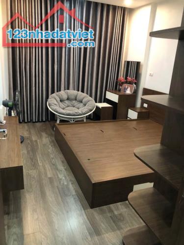 BÁN NHÀ CÁT LINH- 5 TẦNG- 4.5TỶ- LÔ GÓC- 20M RA OTO- FULL NỘI THẤT - 2