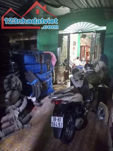 Bán gấp nhà đẹp quận 1: 20 tỷ - Nguyễn Trãi - DT: 123m - 6x21m - 3