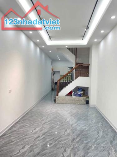 Nhà đẹp Pháo Đài LángTT ĐỐNG ĐA - 41M² x 4 TẦNG - NHÀ MỚI  TINH - GẦN PHỐ - GIÁ 8.15 TỶ - 1
