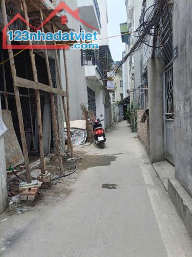 BÁN ĐẤT - NGÕ 161 ĐƯỜNG BÁT KHỐI-DIỆN TÍCH 53M2-GIÁ 7,9 TỶ - 1