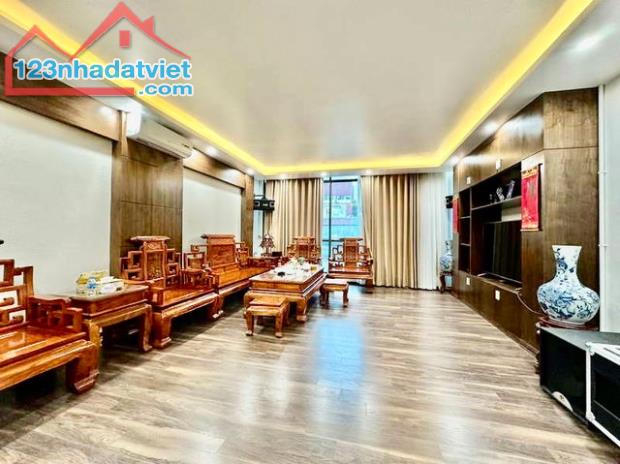 Bán tòa Building mặt phố Đông Quan, Cầu Giấy, 60m2, 7 tầng, thang máy, giá 25 tỷ