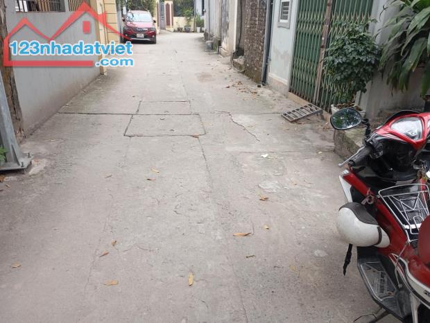 📌Lê xá mai lâm -các đường ô tô tránh 10m,  📌trước nhà sáng thoáng vô cùng,  Hàng xóm -vi - 1
