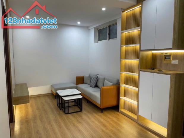 Bán căn hộ chung cư đường Nguyễn Hoàng Mỹ đình từ Liêm Hà Nội