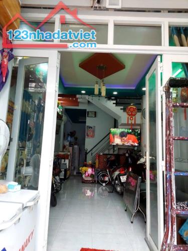 4.9 NHÀ HẺM LỚN ĐƯỜNG PHẠM THẾ HIỂN P5 Q8 - 3