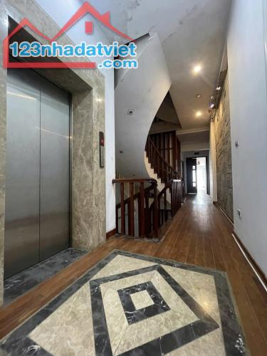 Mặt Phố Vũ Thạnh,Đống Đa-140M x7T-MT 4.1M-KD-Sầm Uất-Ở Luôn-110 triệu / tháng-chỉ 42.5 tỷ - 2