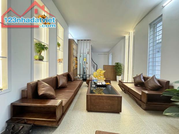 Bán nhà Mỹ Đình - 35m2 – 6 tầng – 6.9 Tỷ có thương lượng.