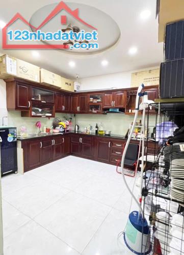 Nhà đẹp 3 tầng, Hẻm Xe Hơi 6m, Đồng Đen, Tân Bình, 5.3x13m, 70m2, nhỉnh 14 tỷ TL - 1