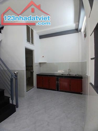LÊ ĐÌNH CẨN - BÌNH TÂN - 37M2 - 2 TẦNG BTCT 2PN 2WC - GIÁ 3.75 TỶ - 2