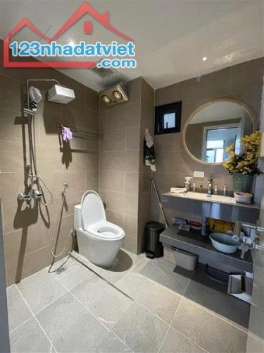BÁN GẤP NHÀ TRẦN PHÚ 6T THANG MÁY 38M GẦN GA TÀU CHỈ 10.8 TỶ - 5