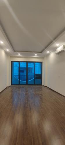 BÁN NHÀ ĐƯỜNG NGUYỄN VĂN HUYÊN CẦU GIẤY, Ô TÔ 7 TẦNG KINH DOANH. DT 45M2 GIÁ 18.5 TỶ - 4