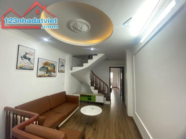 SIÊU PHẨM NHÀ ĐẸP - GẦN Ô TÔ - GẦN PHỐ - 200M NGÃ TƯ VẠN PHÚC TỐ HỮU -  AN NINH TỐT - 2