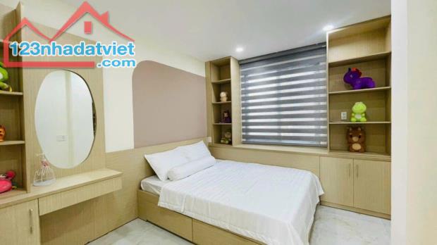 bán nhà nhỉnh 5 tỷ- sổ hồng riêng xweẻgw3t3e33t - 2