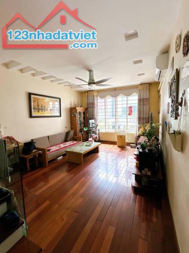 Cần Bán Nhà Bồ Đề, Long Biên 50m2 5T, MT 5M Dân Xây 12 Tỷ Hơn, Ngõ Thông Phố Hồng Tiến - 2