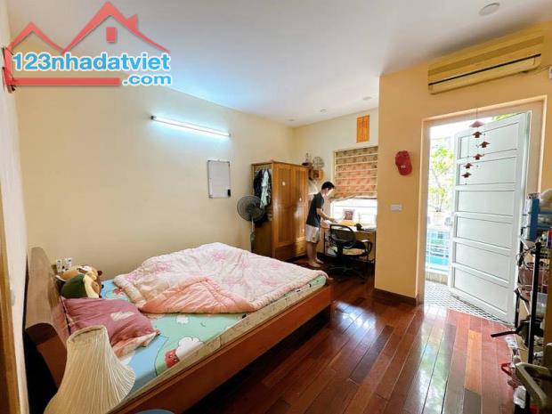 Cần Bán Nhà Bồ Đề, Long Biên 50m2 5T, MT 5M Dân Xây 12 Tỷ Hơn, Ngõ Thông Phố Hồng Tiến - 4