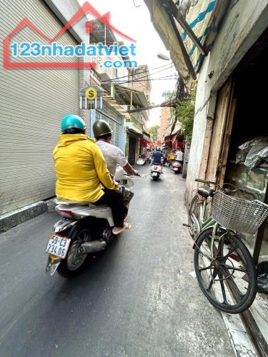 CHỦ CẦN BÁN NHÀ MẶT TIỀN ĐOÀN VĂN BƠ- KHU DÂN CƯ HIỆN HỮU- KINH DOANH ĐA NGÀNH NGHỀ . - 2