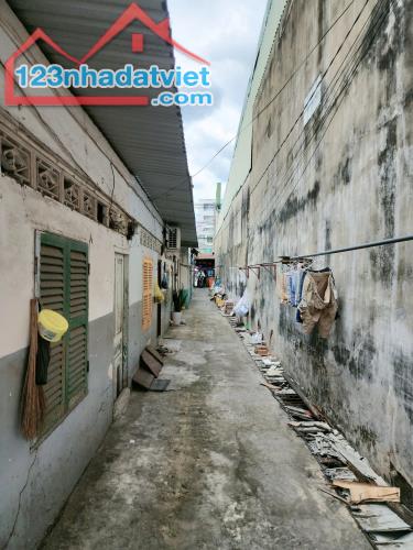 Bán nhà Mặt tiền KD Huỳnh Tấn Phát - Phú Mỹ - Quận 7 , 11.5x50m, Cấp 4, giảm 62 tỷ. - 3